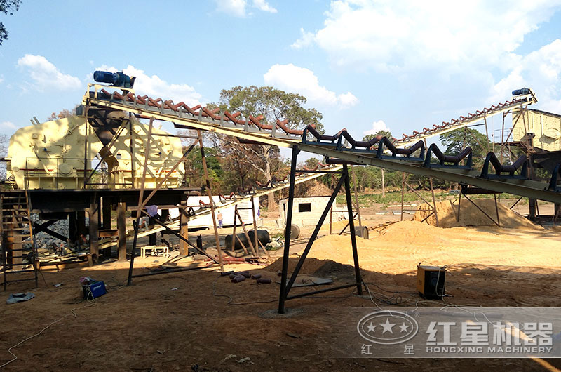 石頭破碎機生產現(xiàn)場圖