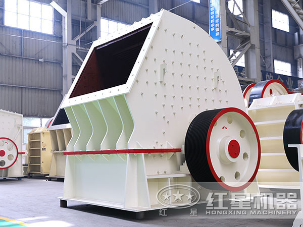 反擊式破碎機(jī) 反擊式破碎機(jī)