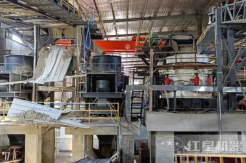 多缸液壓圓錐破現(xiàn)場(chǎng) 多缸液壓圓錐破現(xiàn)場(chǎng)