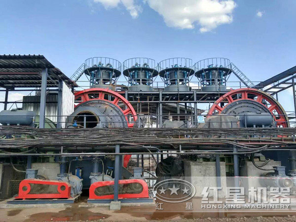 選礦設備生產(chǎn)現(xiàn)場實拍圖