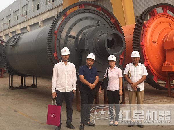 用戶來(lái)廠參觀選購(gòu)