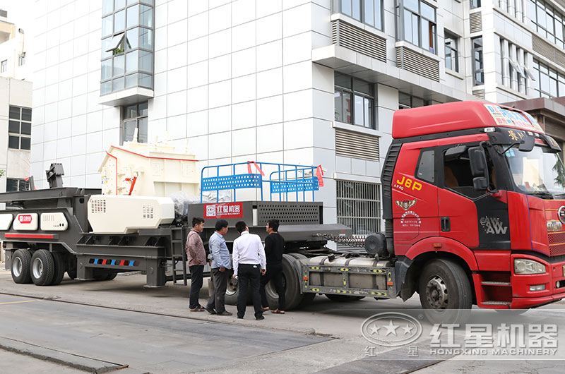 移動式建筑垃圾破碎機發(fā)貨，地點：重慶