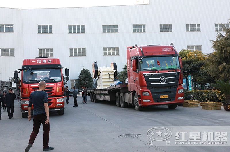 花崗巖破碎機(jī)設(shè)備發(fā)往浙江