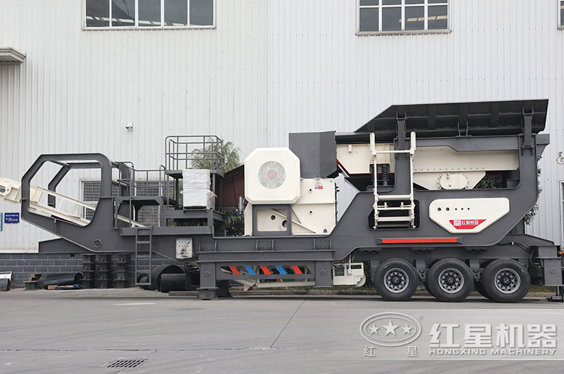 輪胎式移動破碎機一體化成套機組作業(yè)